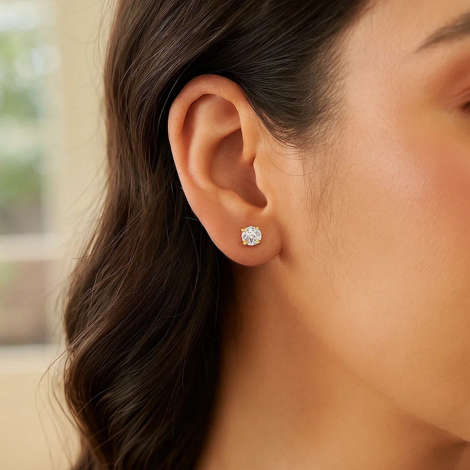 Peelerie jewelry piece in midnight luxury editorial product photo, high-contrast studio lighting