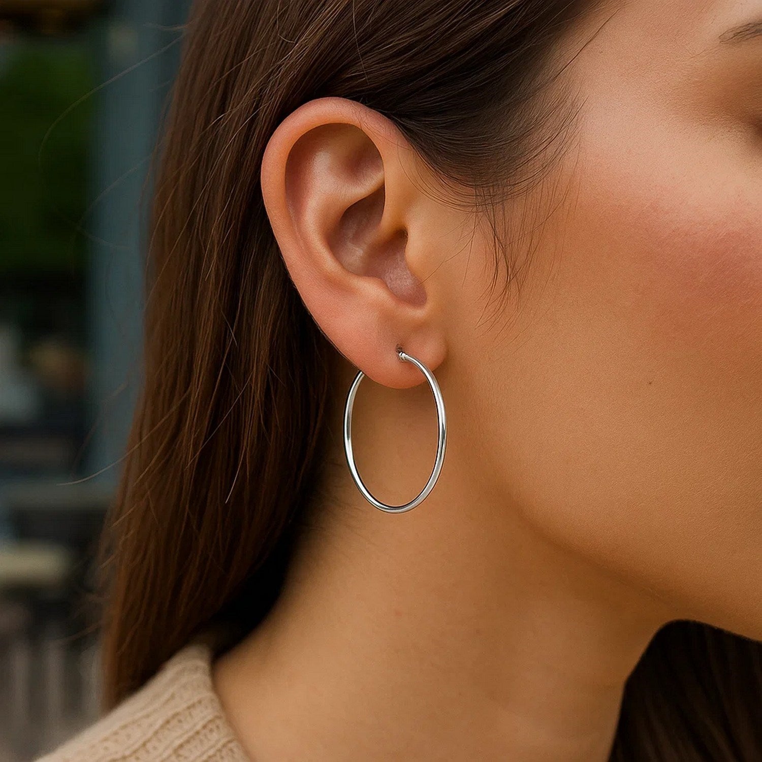 Peelerie jewelry piece in midnight luxury editorial product photo, high-contrast studio lighting