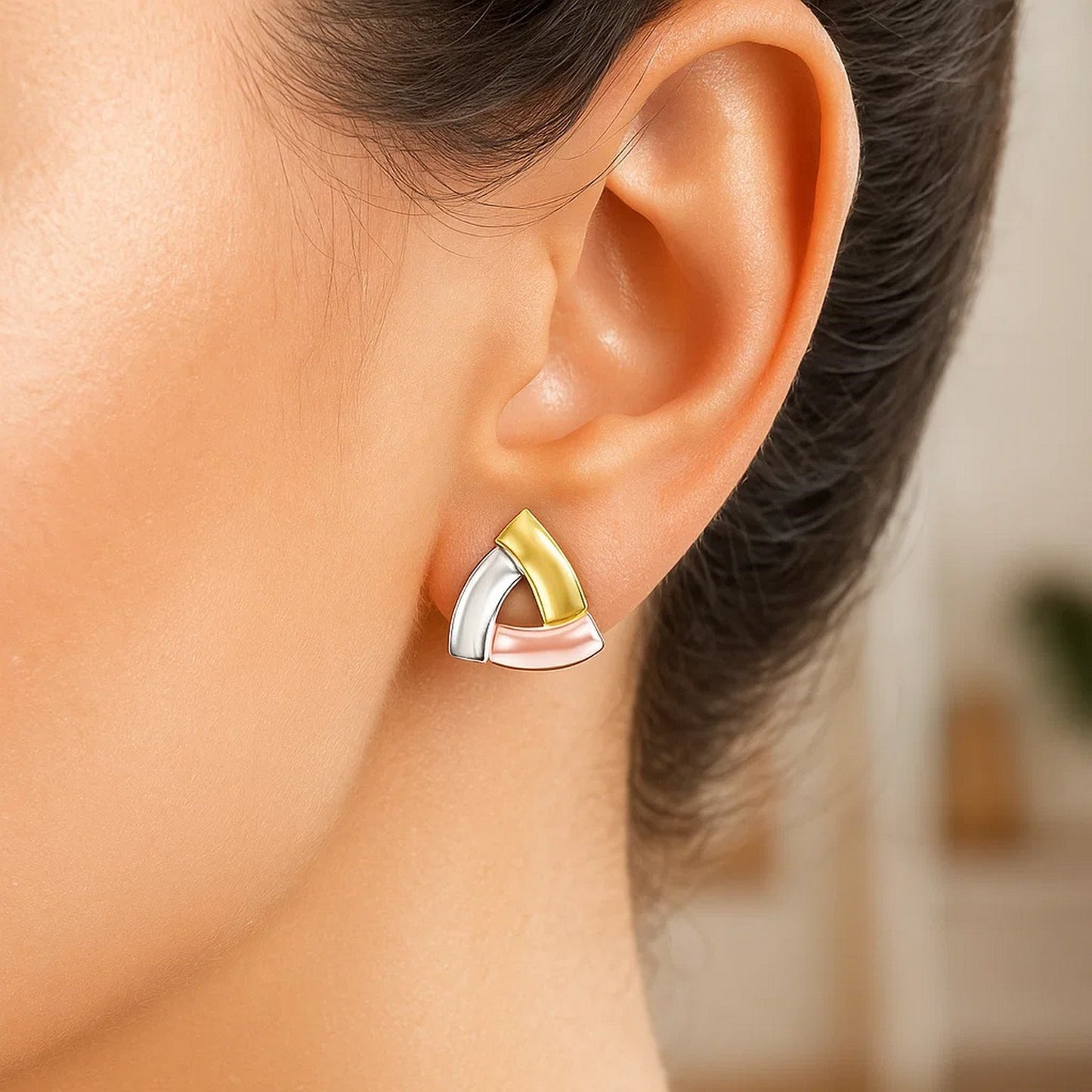 Peelerie jewelry piece in midnight luxury editorial product photo, high-contrast studio lighting