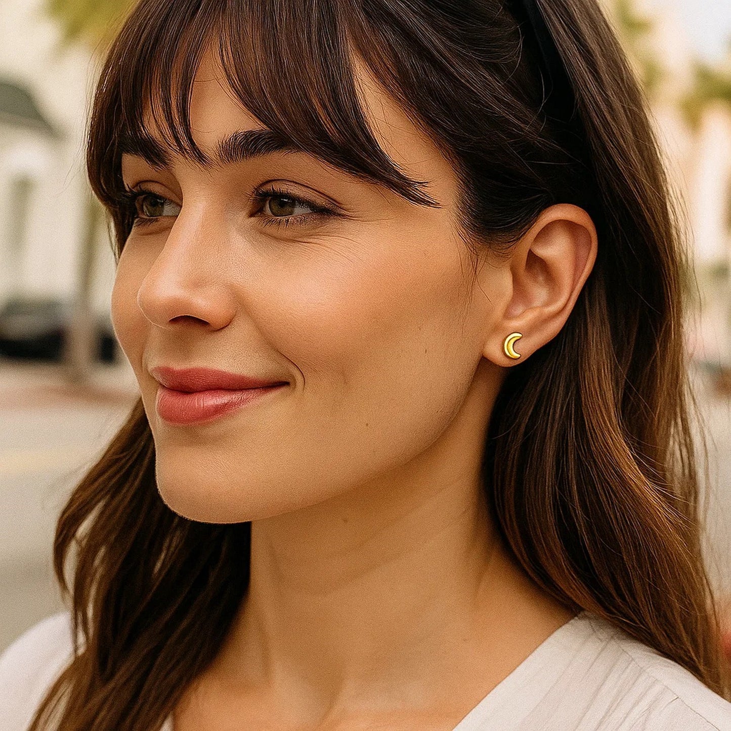 Peelerie jewelry piece in midnight luxury editorial product photo, high-contrast studio lighting