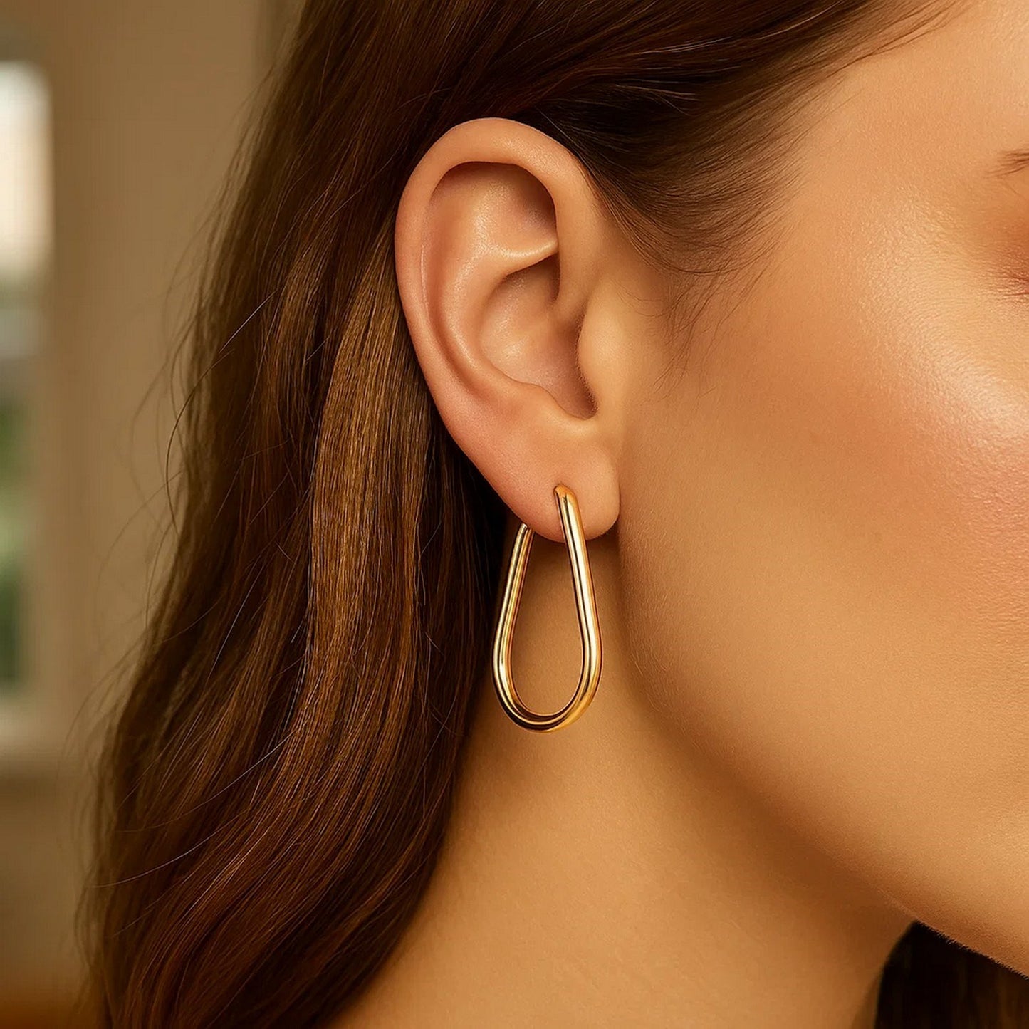 Peelerie jewelry piece in midnight luxury editorial product photo, high-contrast studio lighting