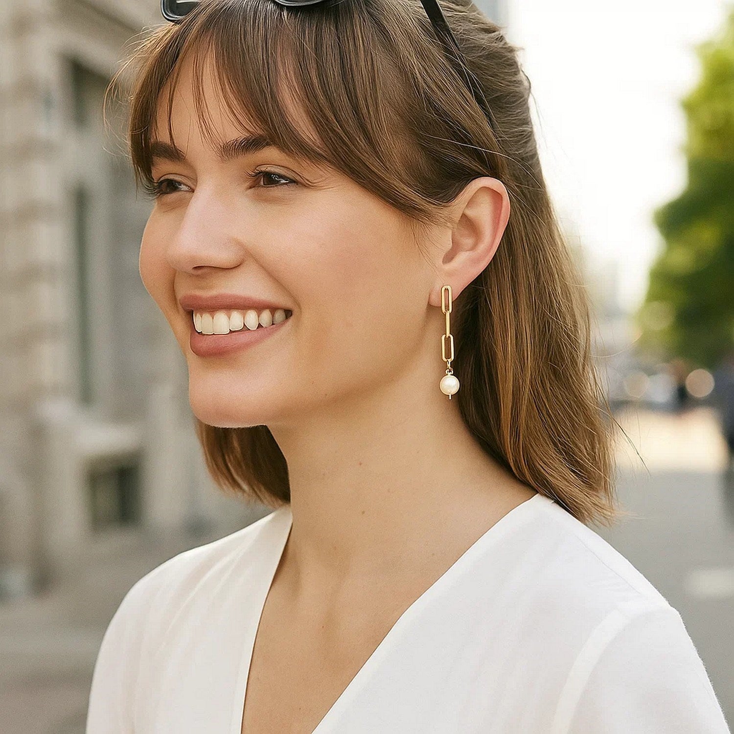 Peelerie jewelry piece in midnight luxury editorial product photo, high-contrast studio lighting