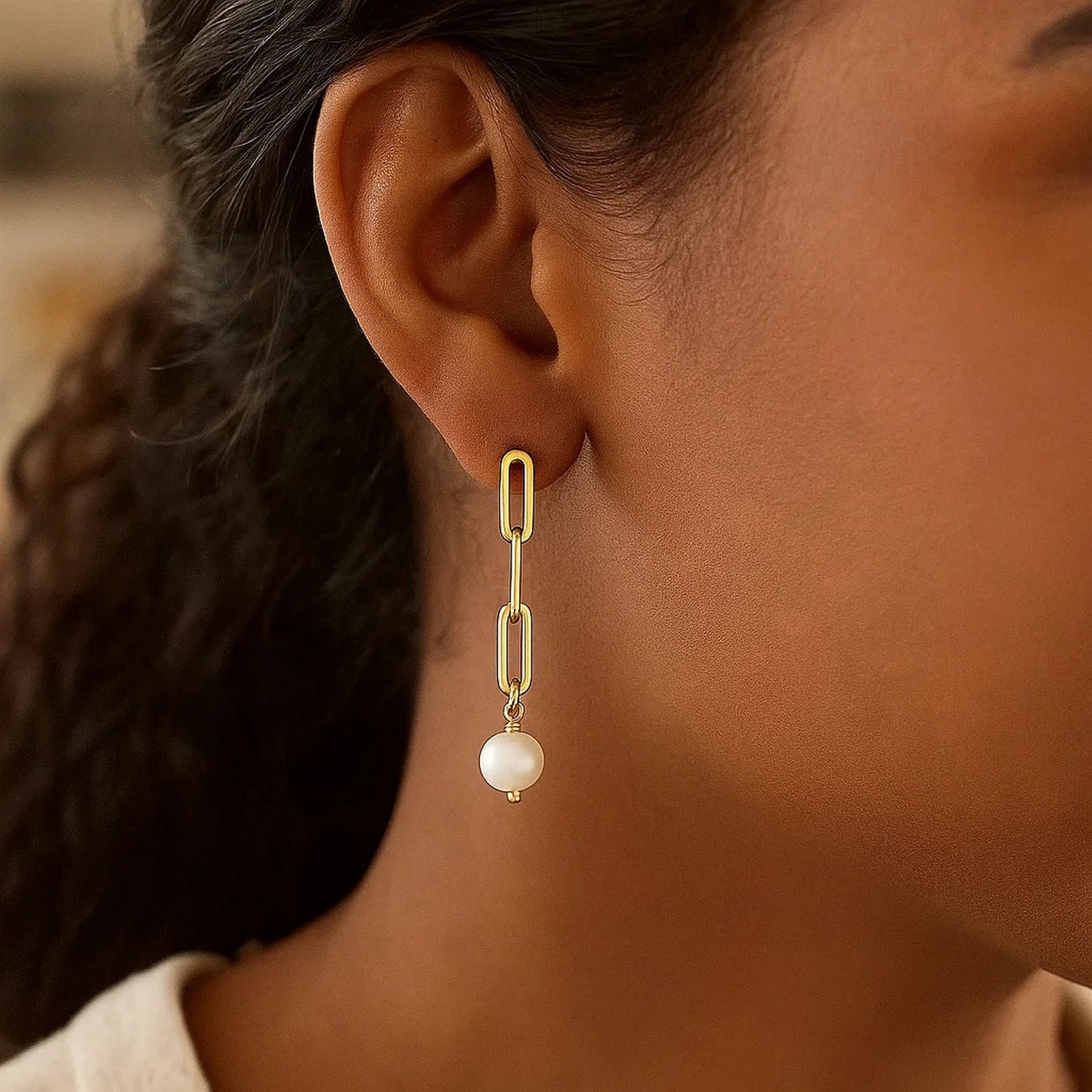 Peelerie jewelry piece in midnight luxury editorial product photo, high-contrast studio lighting