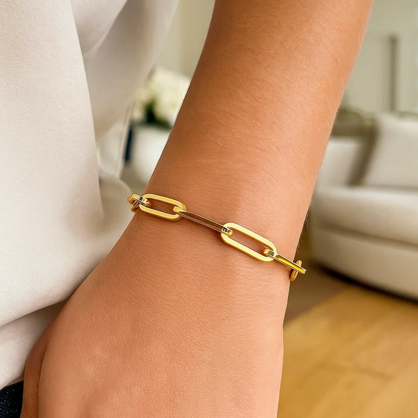 14K Yellow Gold Extra Wide Paperclip Chain Bracelet (6.10 mm)