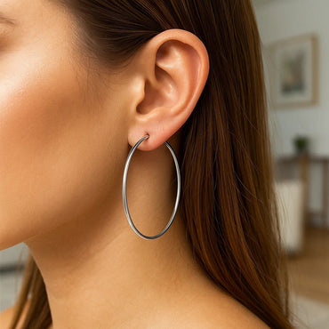 Peelerie jewelry piece in midnight luxury editorial product photo, high-contrast studio lighting