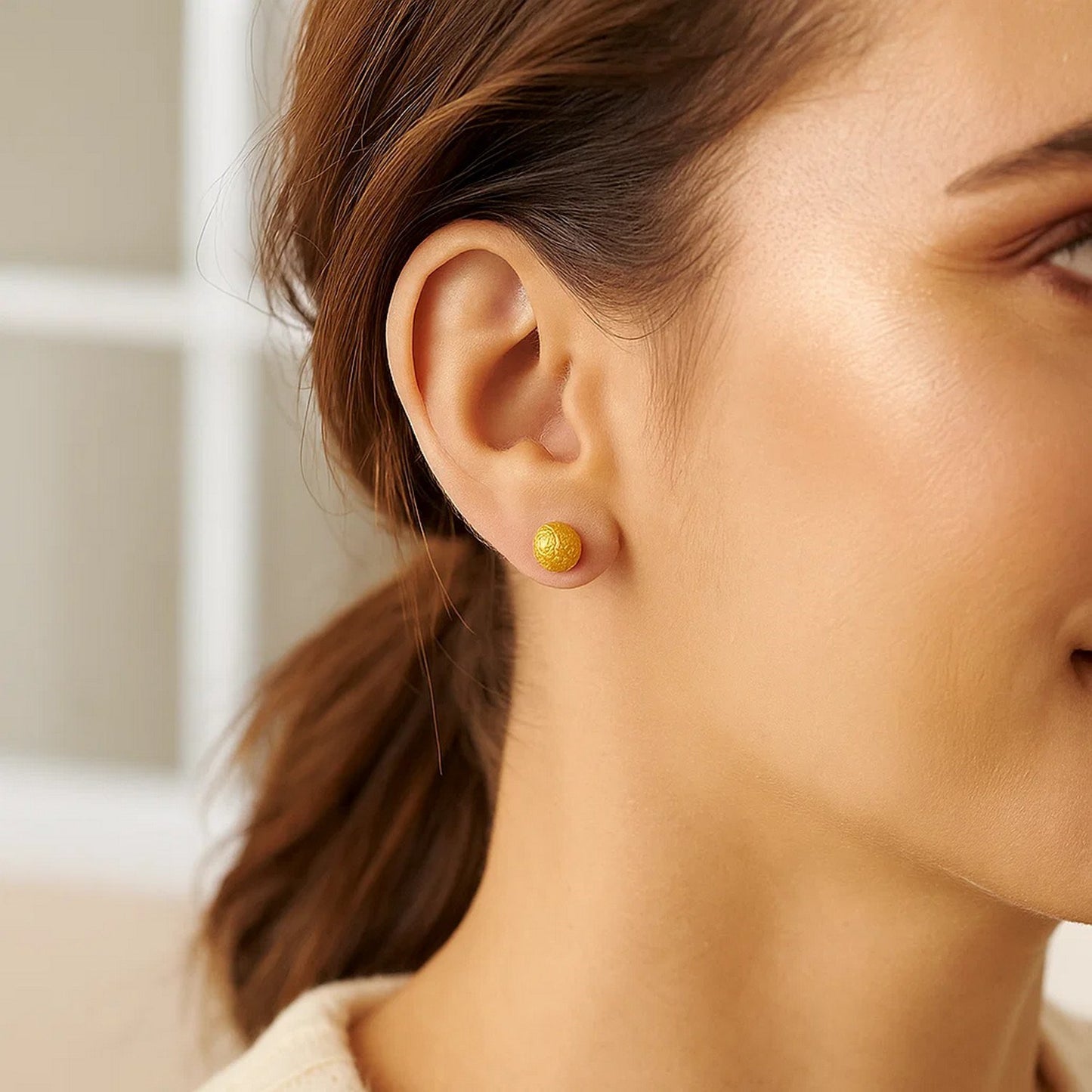 Peelerie jewelry piece in midnight luxury editorial product photo, high-contrast studio lighting