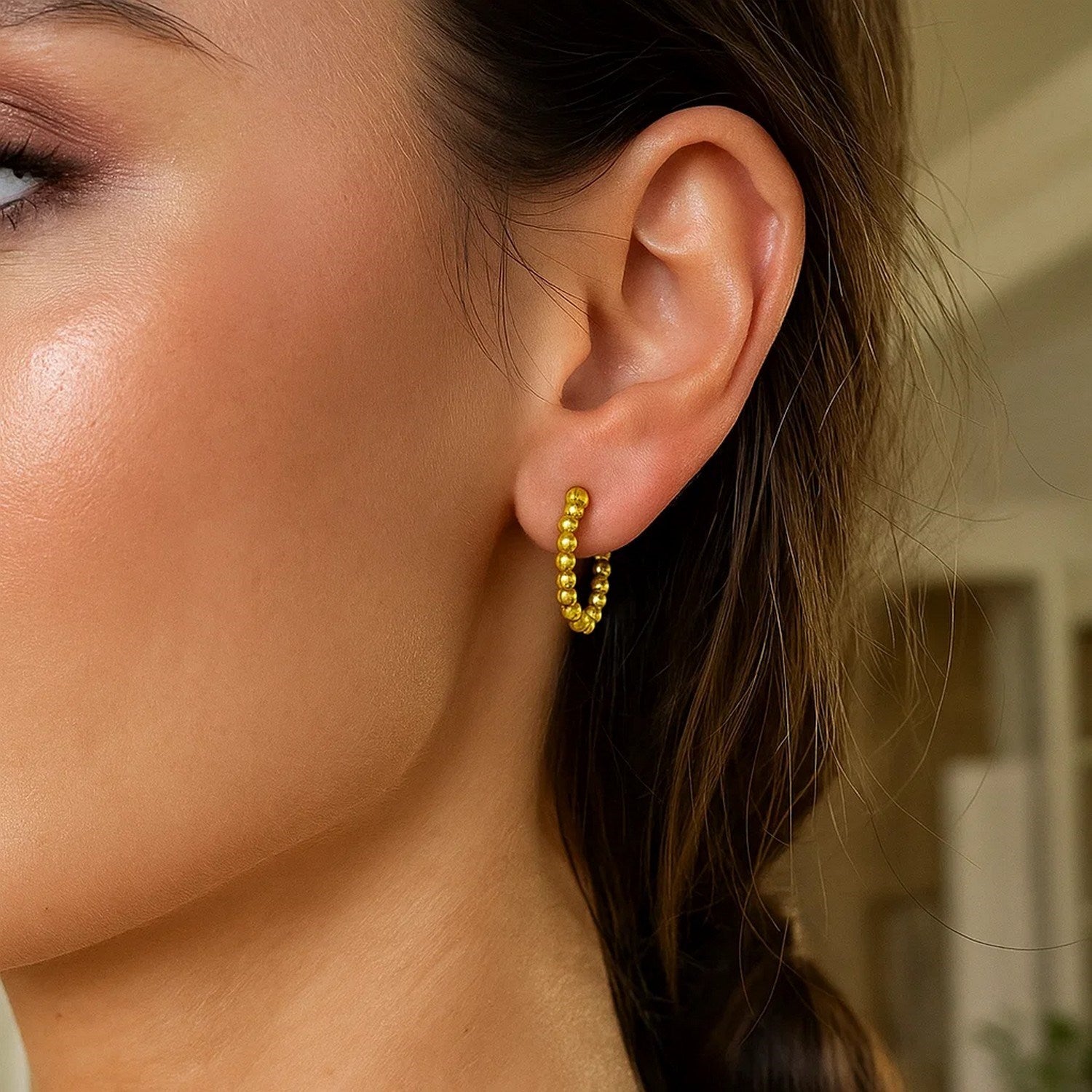 Peelerie jewelry piece in midnight luxury editorial product photo, high-contrast studio lighting