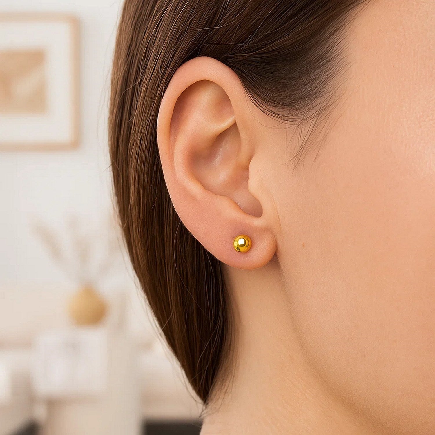 Peelerie jewelry piece in midnight luxury editorial product photo, high-contrast studio lighting