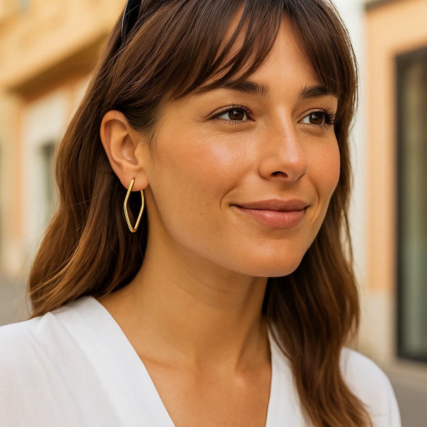 Peelerie jewelry piece in midnight luxury editorial product photo, high-contrast studio lighting