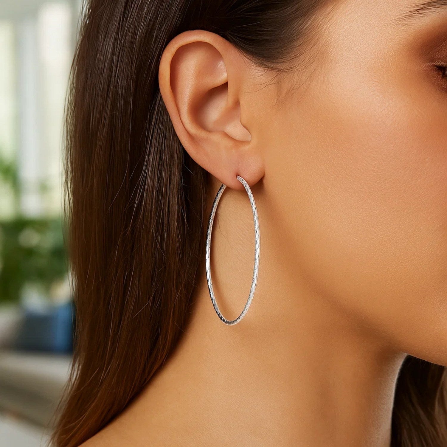 Peelerie jewelry piece in midnight luxury editorial product photo, high-contrast studio lighting