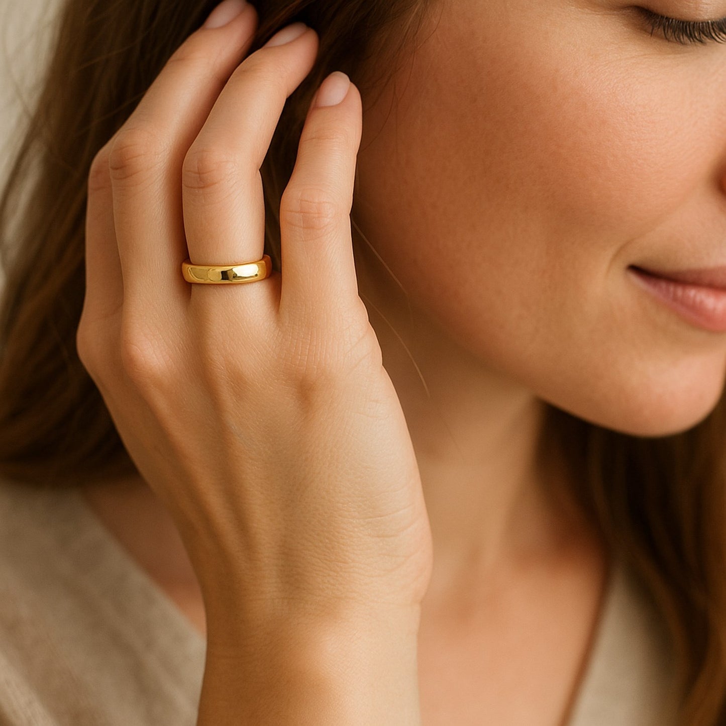 Peelerie jewelry piece in gold midnight luxury editorial product photo, high-contrast studio lighting