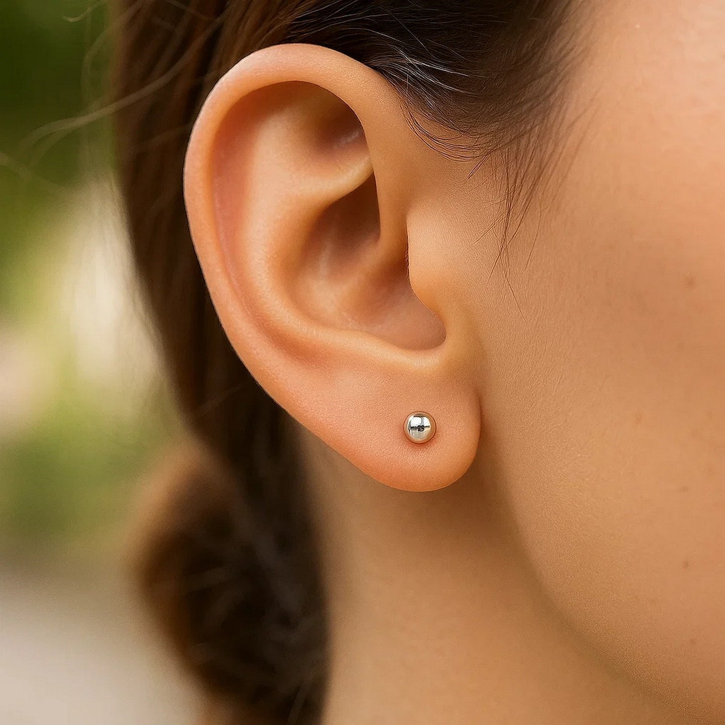 Peelerie jewelry piece in midnight luxury editorial product photo, high-contrast studio lighting