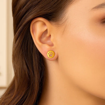 Peelerie jewelry piece in midnight luxury editorial product photo, high-contrast studio lighting