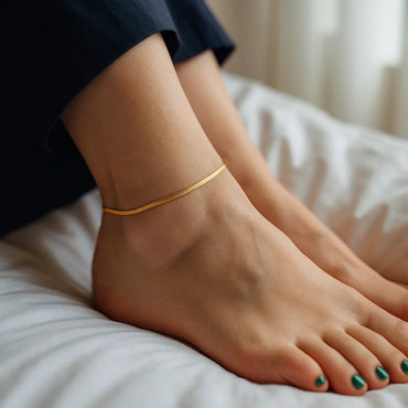 1.5mm 14k Yellow Gold Super Flex Herringbone Anklet - Peelerie
