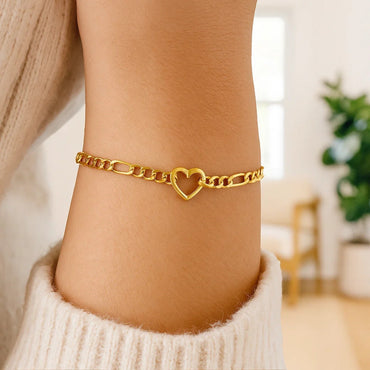 Figaro Chain Heart Bracelet in 10K Yellow Gold (4.50 mm) - Peelerie