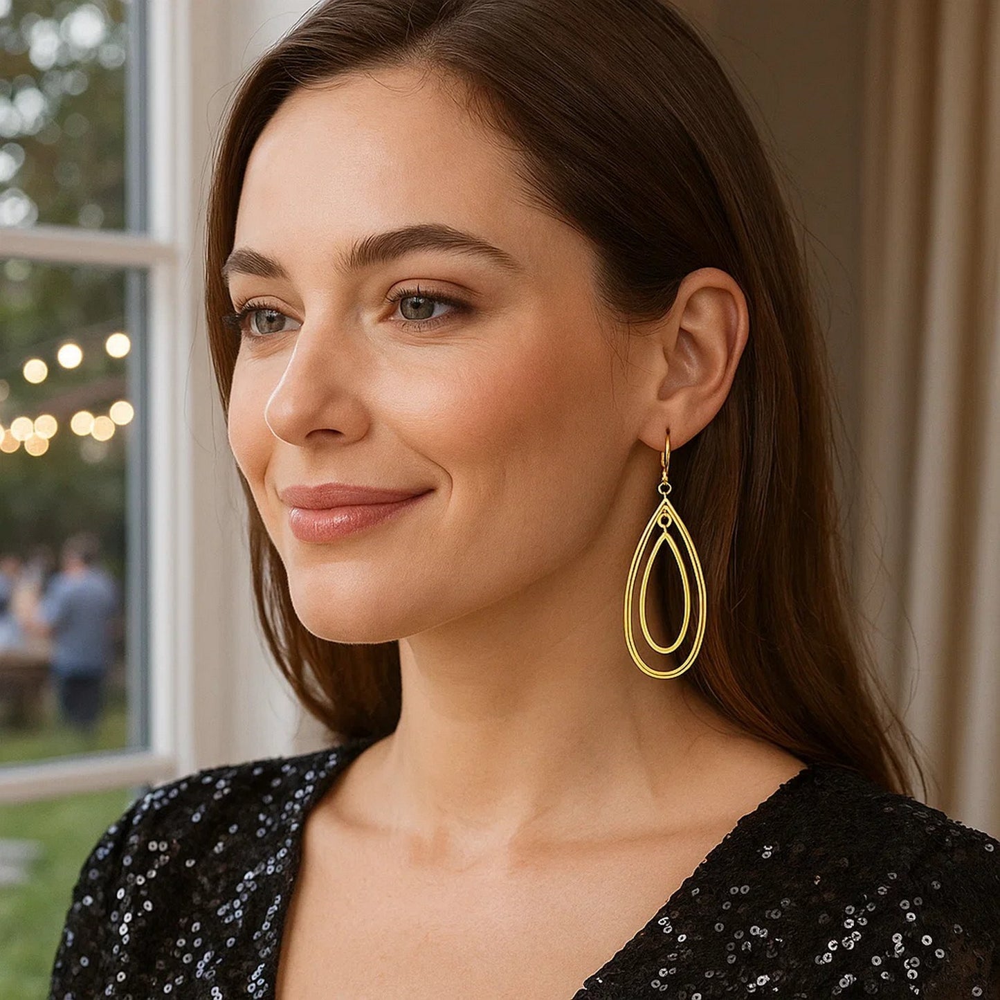 Peelerie jewelry piece in midnight luxury editorial product photo, high-contrast studio lighting