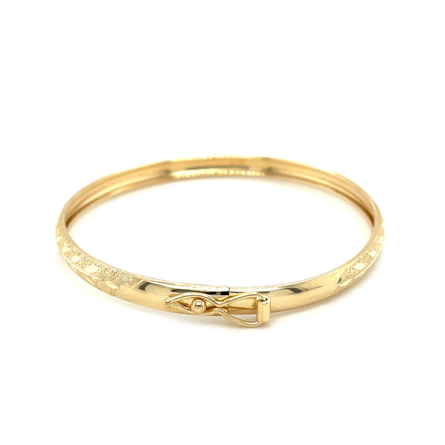 10k Yellow Gold Dome Childrens Diamond Cut Florentine Bangle (4.00 mm) - Peelerie