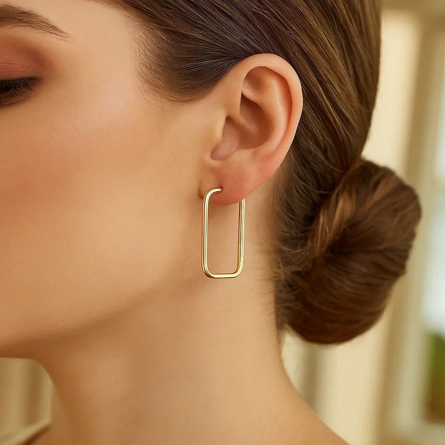 Peelerie jewelry piece in midnight luxury editorial product photo, high-contrast studio lighting