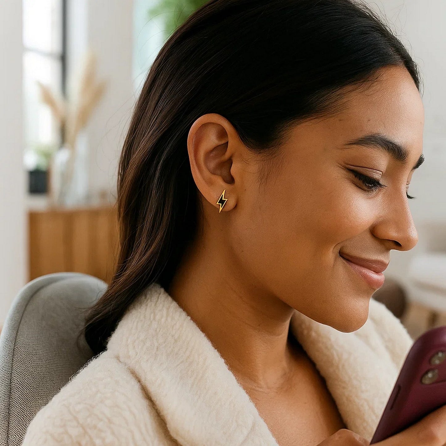 Peelerie jewelry piece in midnight luxury editorial product photo, high-contrast studio lighting