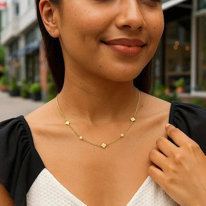 14k Yellow Gold Pearl Clover Necklace - Peelerie