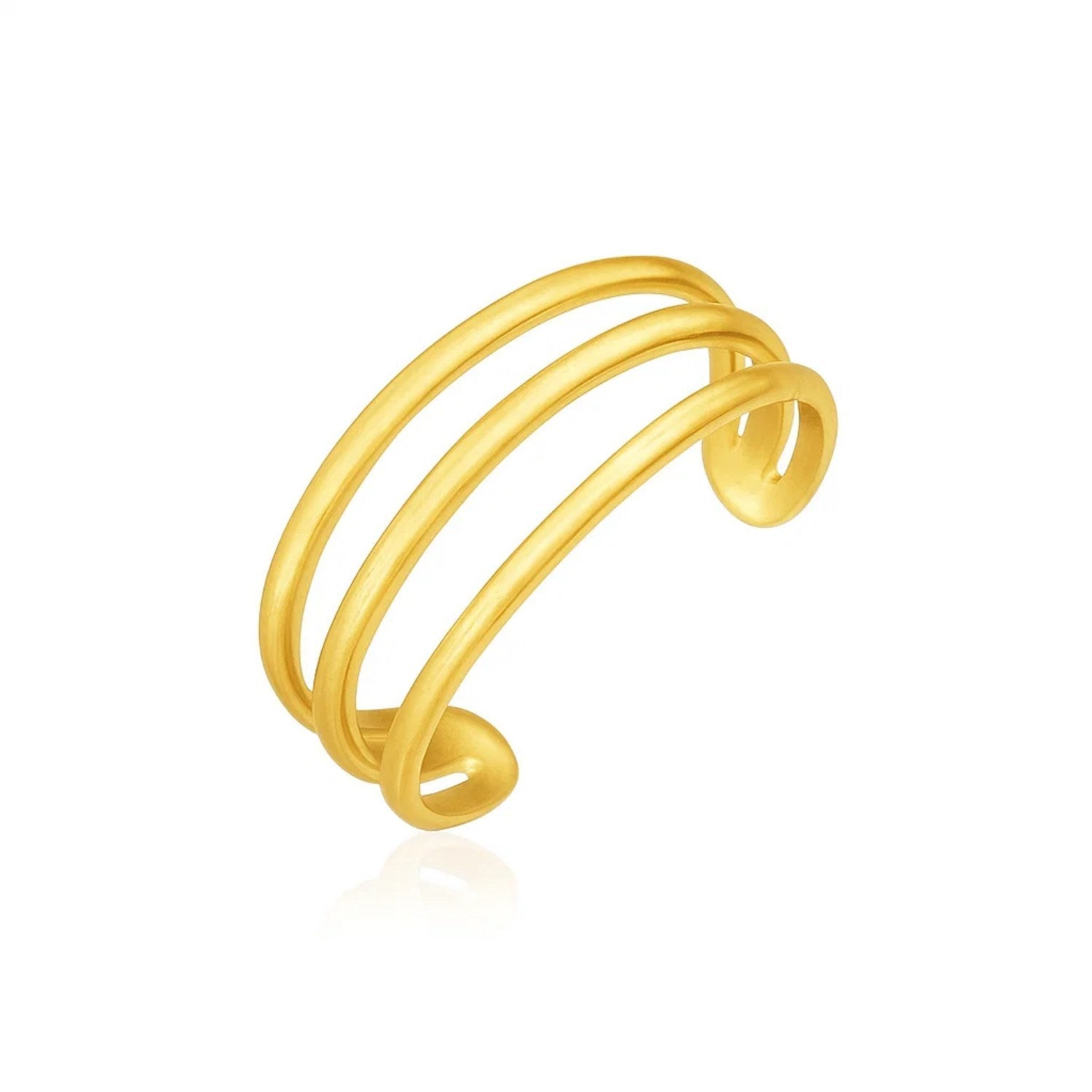 14k Yellow Gold Three Bar Toe Ring in a sleek high-contrast midnight luxury editorial style