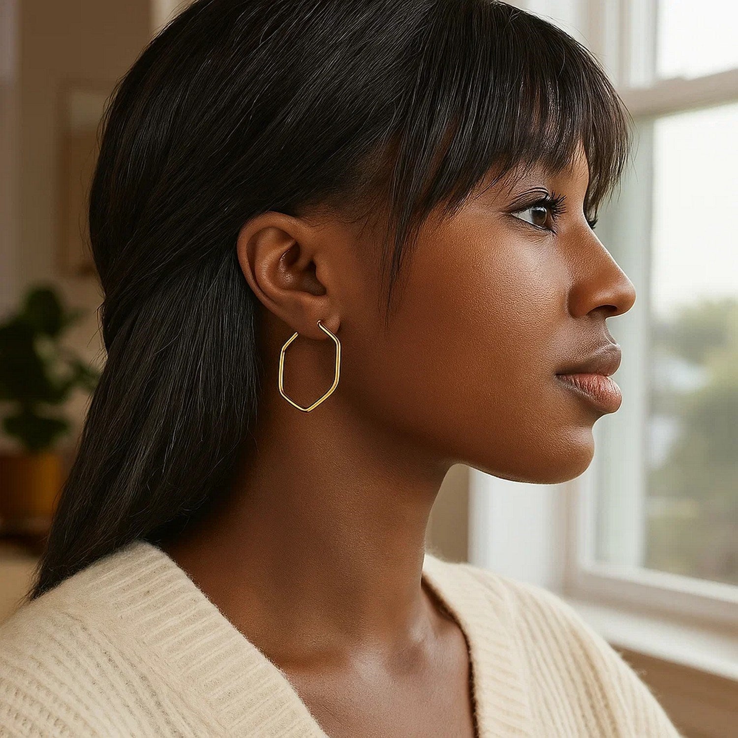 Peelerie jewelry piece in midnight luxury editorial product photo, high-contrast studio lighting