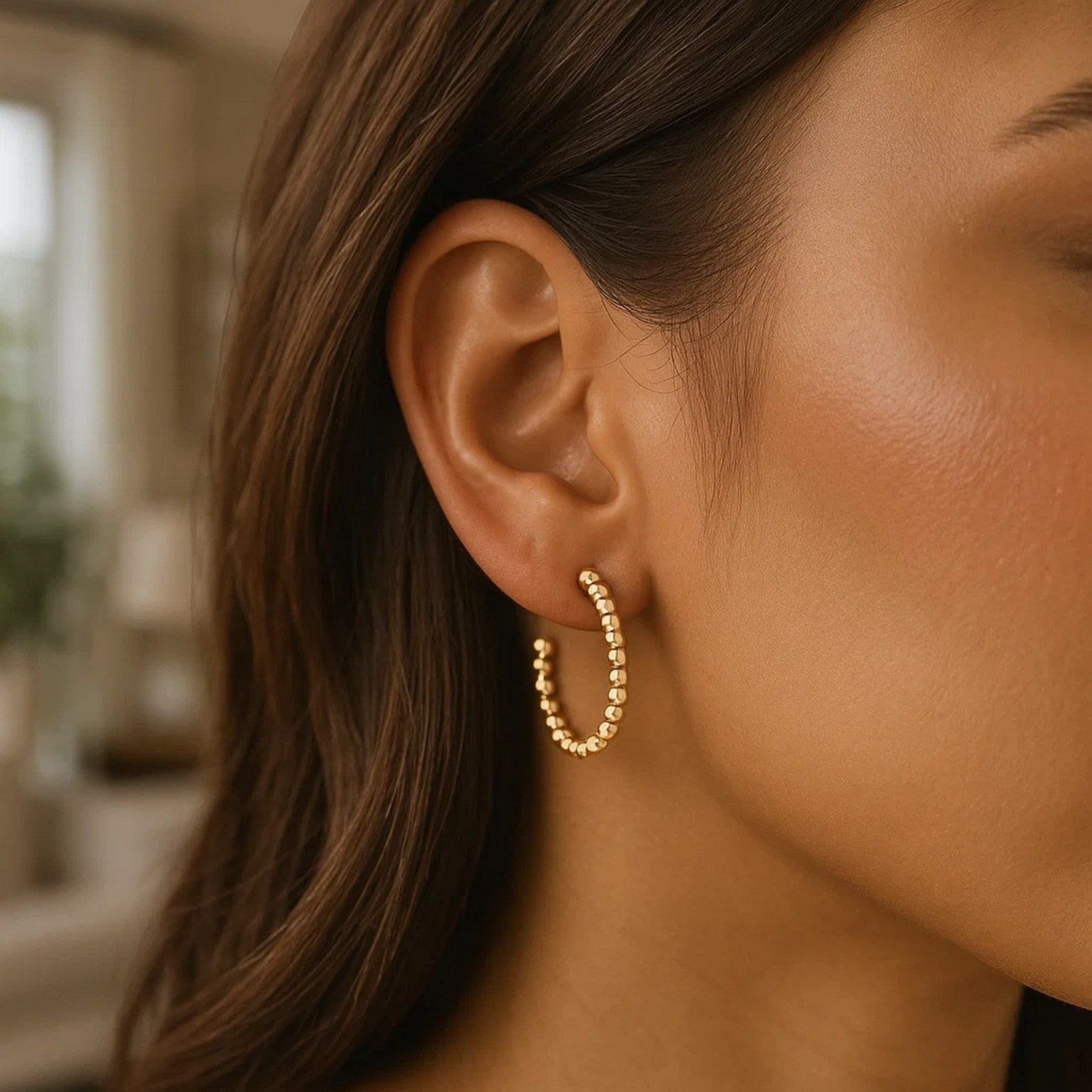 Peelerie jewelry piece in midnight luxury editorial product photo, high-contrast studio lighting