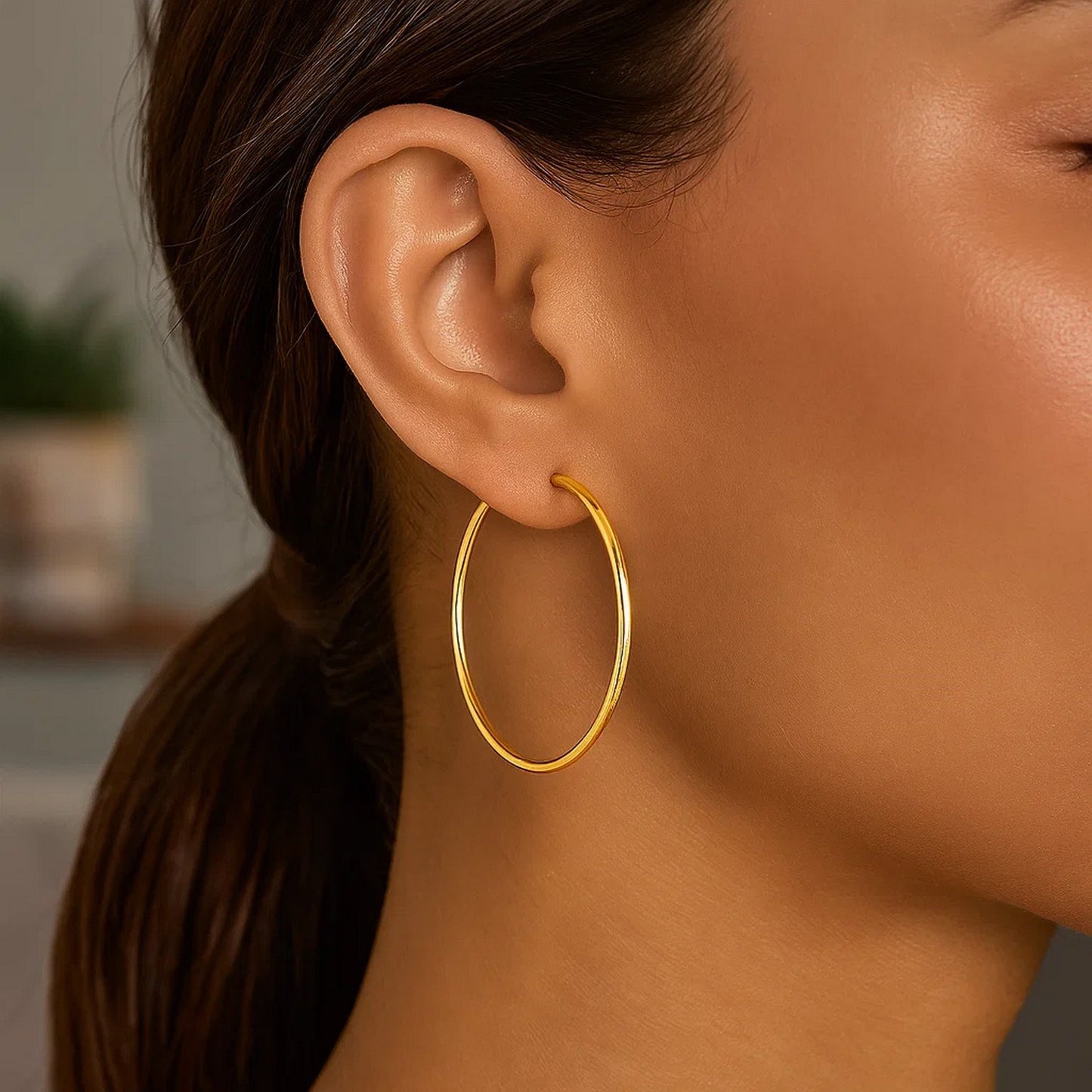 Peelerie jewelry piece in midnight luxury editorial product photo, high-contrast studio lighting