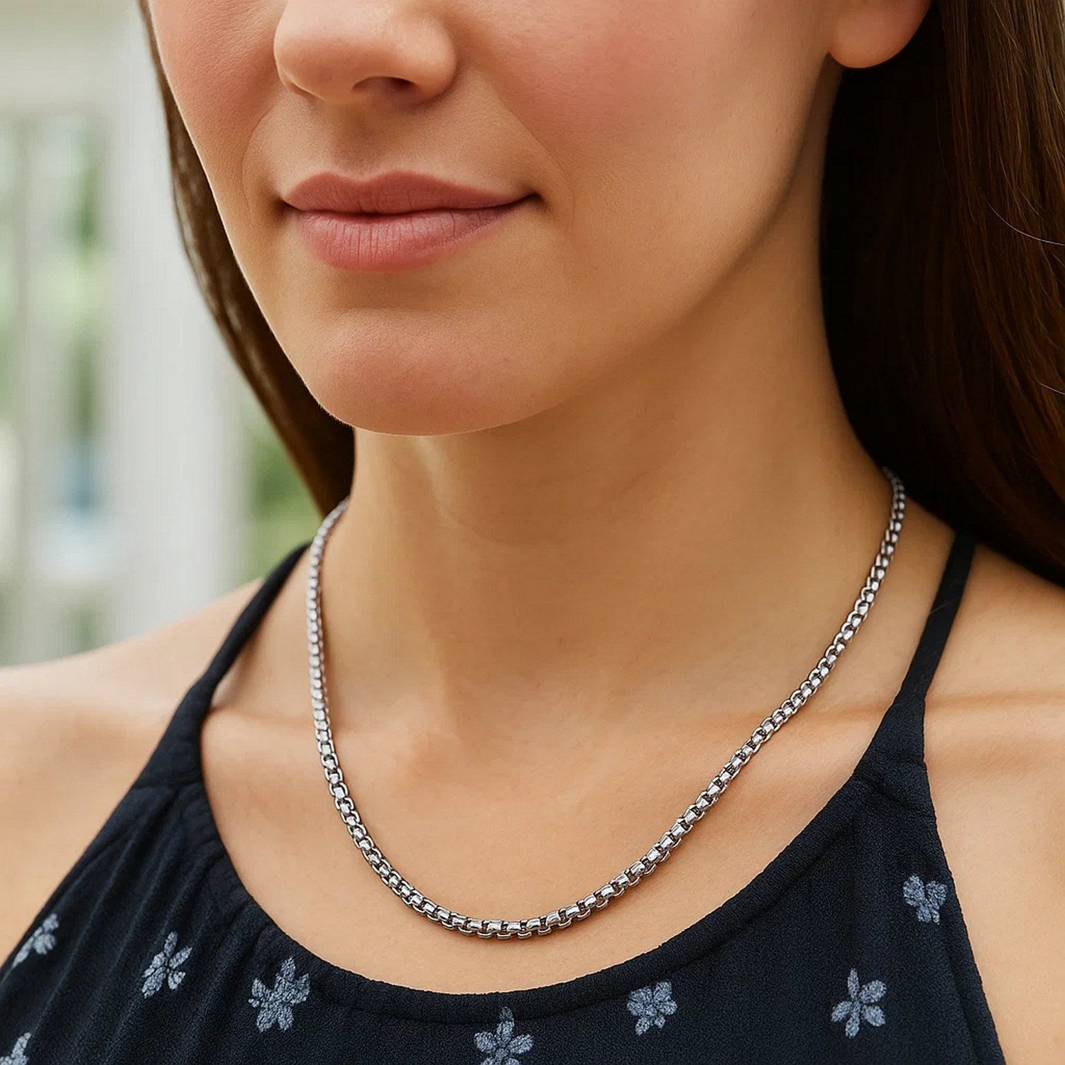 Peelerie jewelry piece in midnight luxury editorial product photo, high-contrast studio lighting