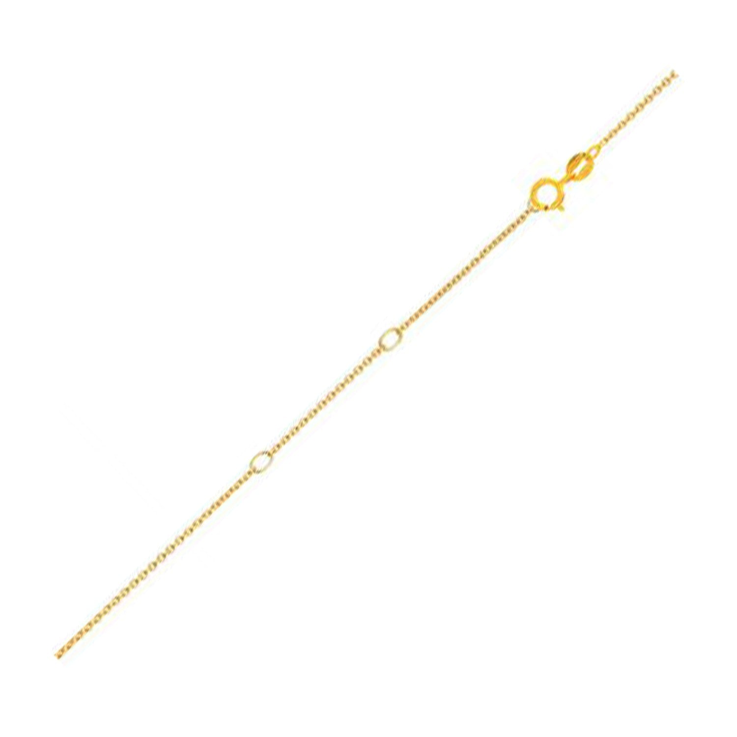 Double Extendable Diamond Cut Cable Chain in Yellow Gold (0.68 mm) in a sleek high-contrast midnight luxury editorial style