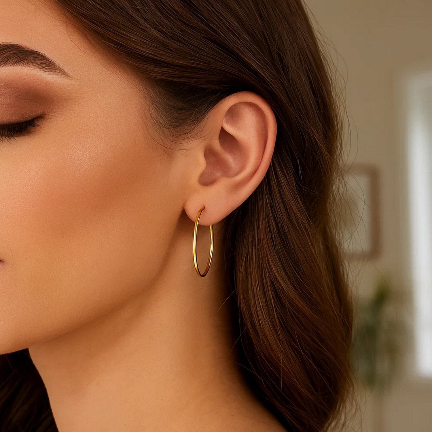 Peelerie jewelry piece in midnight luxury editorial product photo, high-contrast studio lighting