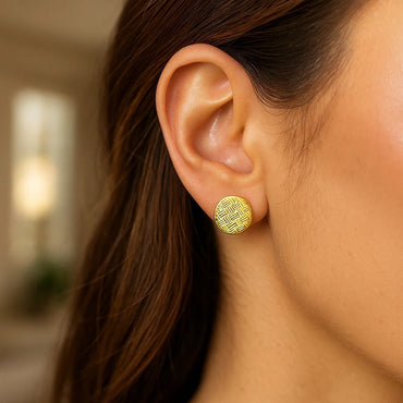 Peelerie jewelry piece in midnight luxury editorial product photo, high-contrast studio lighting