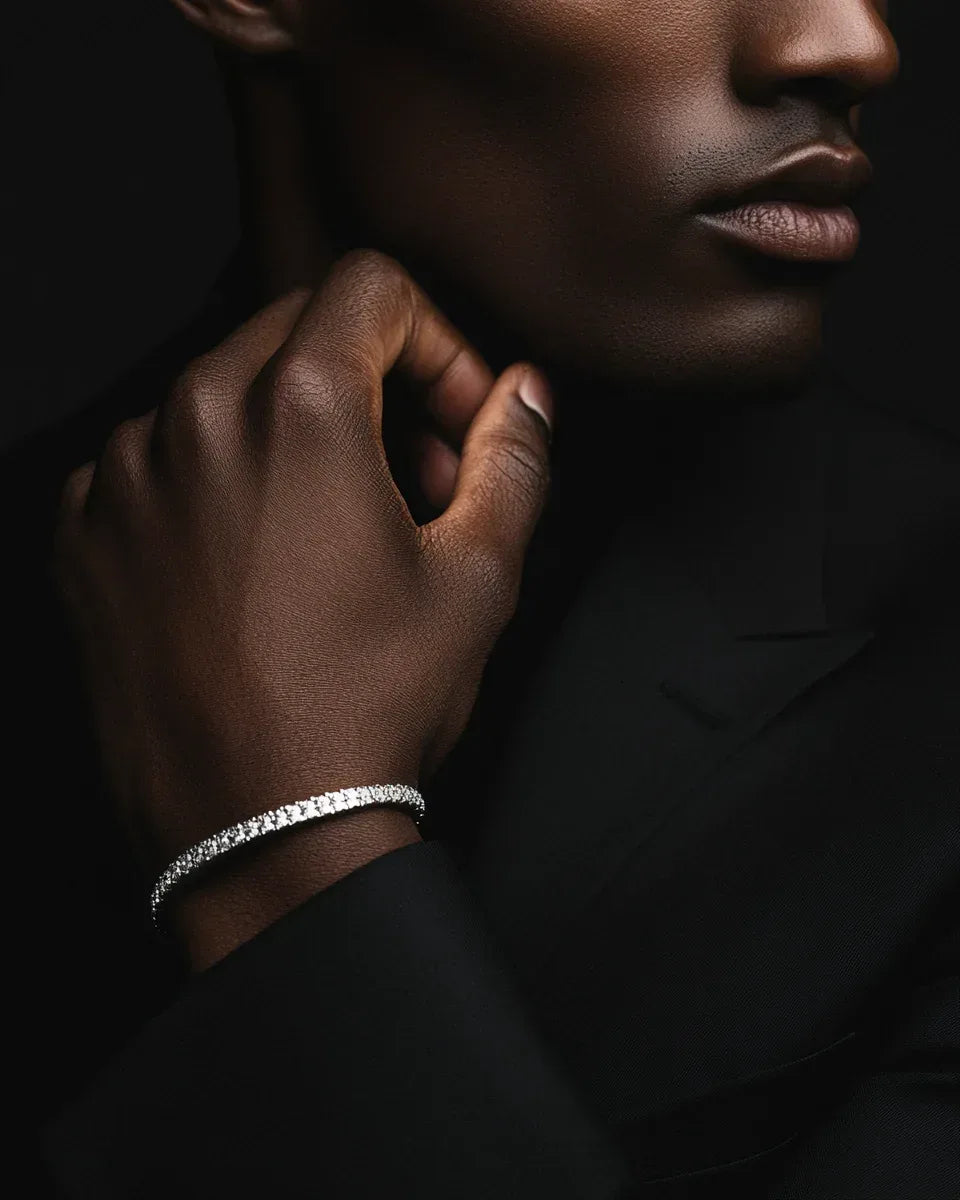 masbatenyc_ultra-realistic_luxury_fashion_editorial_photograp_2b98098b-9195-45be-a281-8570caaa3f24_2 - Peelerie