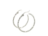 Créoles en argent sterling à motif facetté avec placage rhodium (2x25mm)