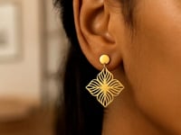 Boucles d'oreilles ajourées fleur en or jaune 14 carats poli brillant