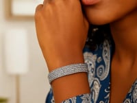 Bracelet en corde tressée avec fermoir orné de saphirs blancs en argent sterling