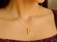 Pendentif en or jaune 14 carats avec lettre V, collection Helium