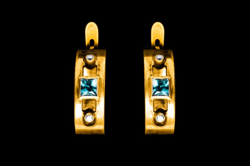 Peelerie 18k gold drop earrings