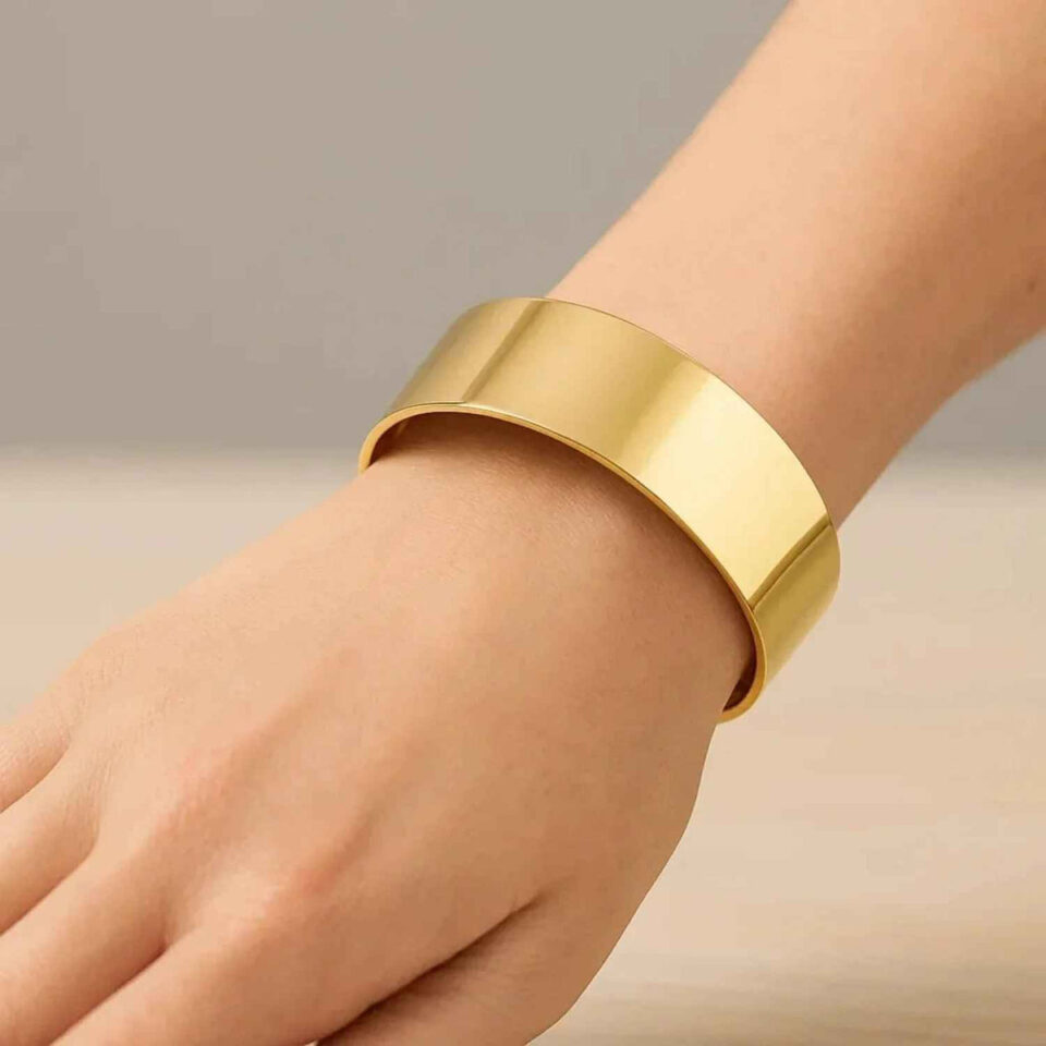 14K Yellow Gold Bracelet 24.60mm