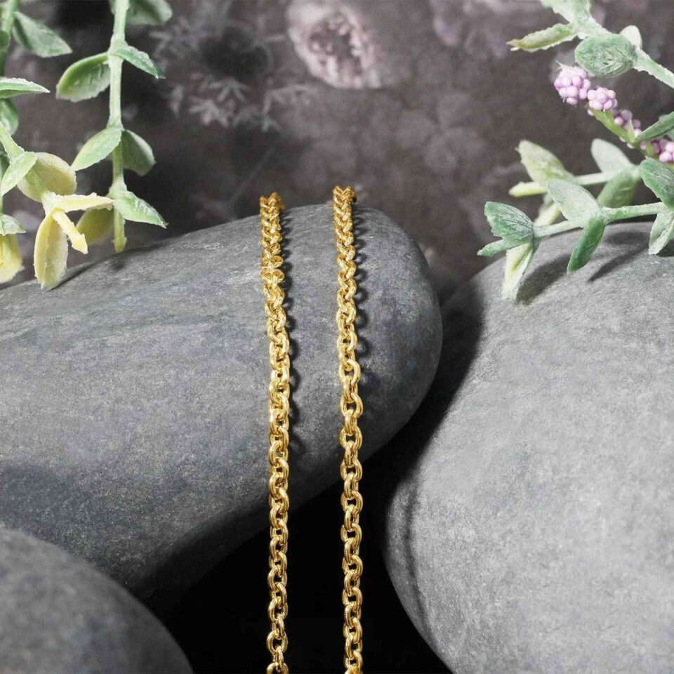 2.90mm cable chain in solid 14K yellow gold, view 4