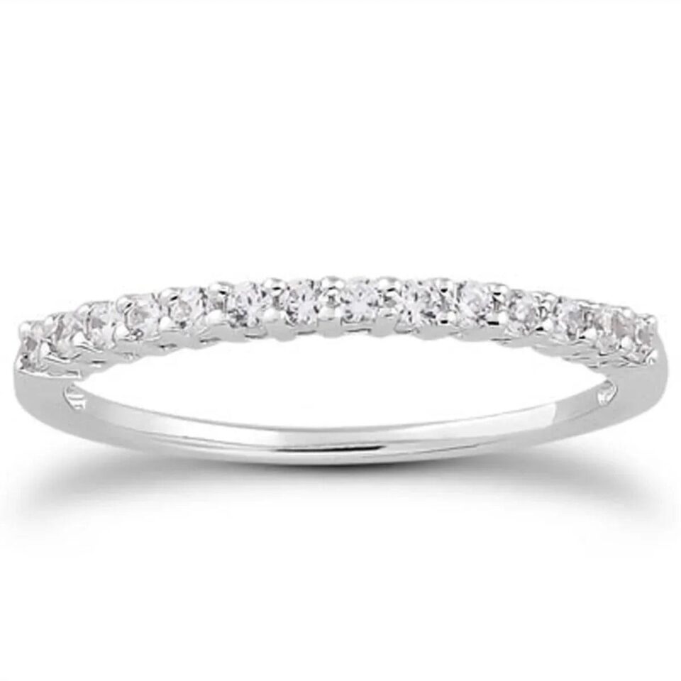 14K White Gold Lab-Grown Diamond Band Shared