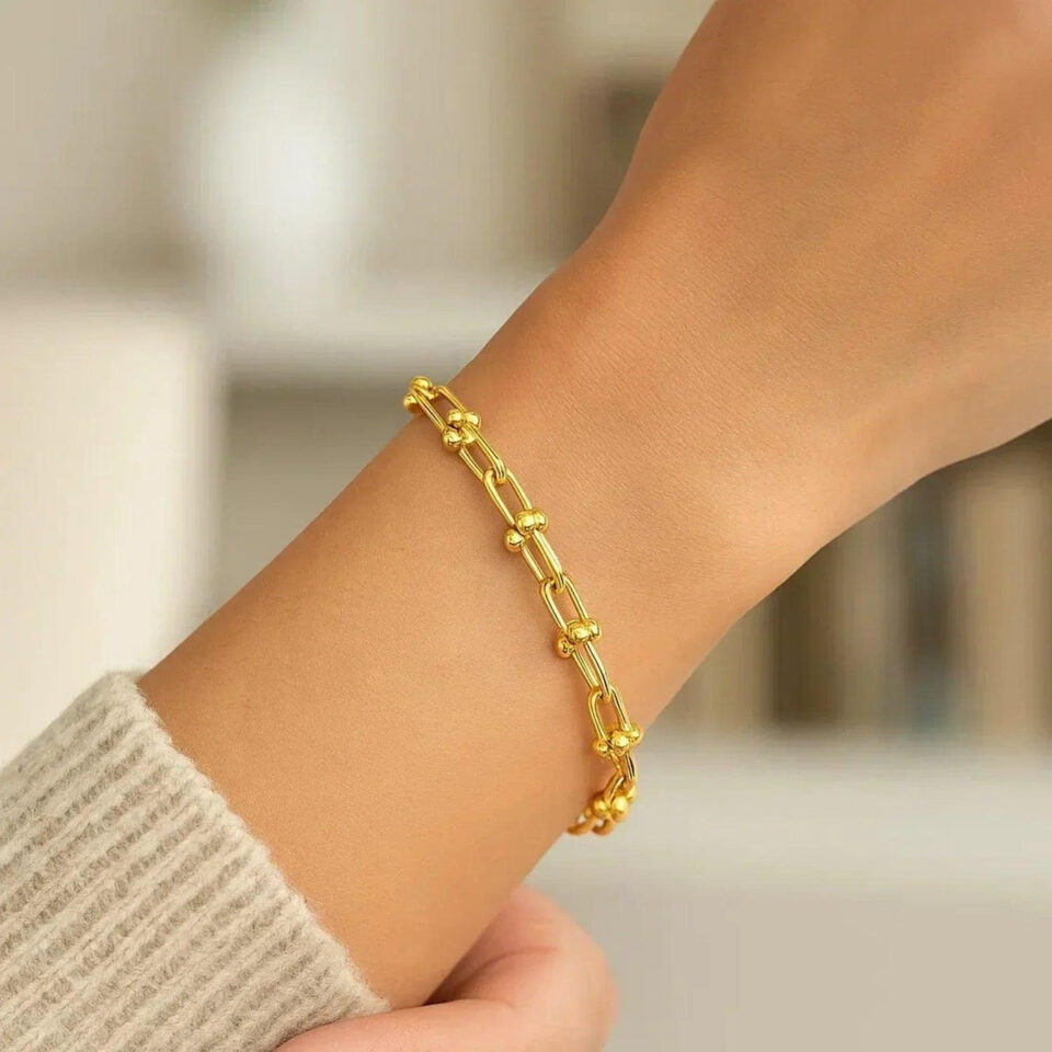 4.00mm bracelet in solid 14K yellow gold, view 4