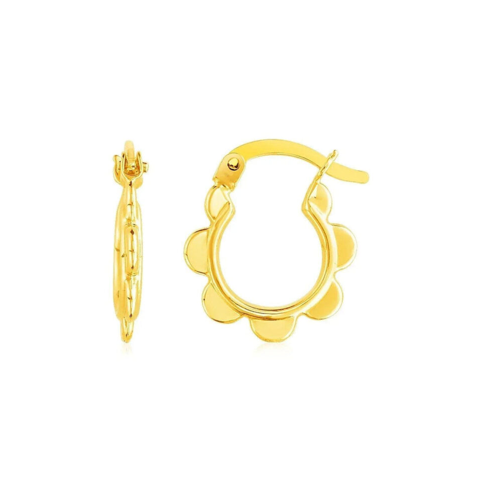 14K Yellow Gold Hoop Earrings Scalloped
