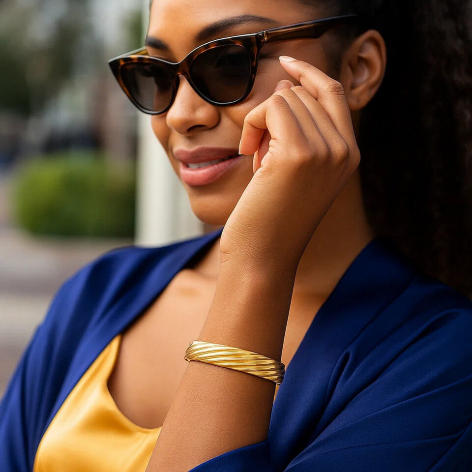 14K Yellow Gold Twist Bangle, 10 mm