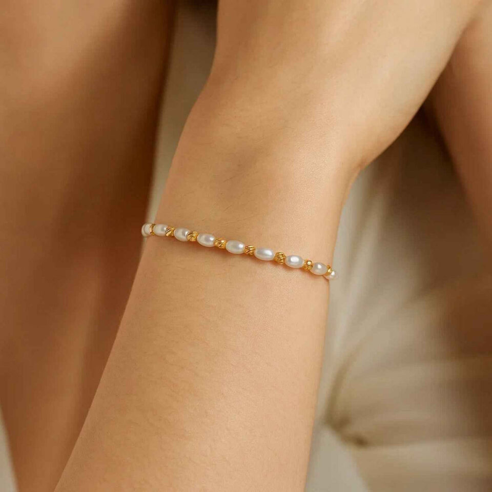 Faceted bead and freshwater pearl bracelet in solid 14K yellow gold, view 4