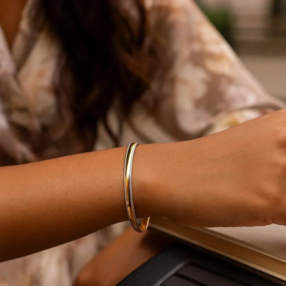 14K Yellow Gold Bangle 4.10mm