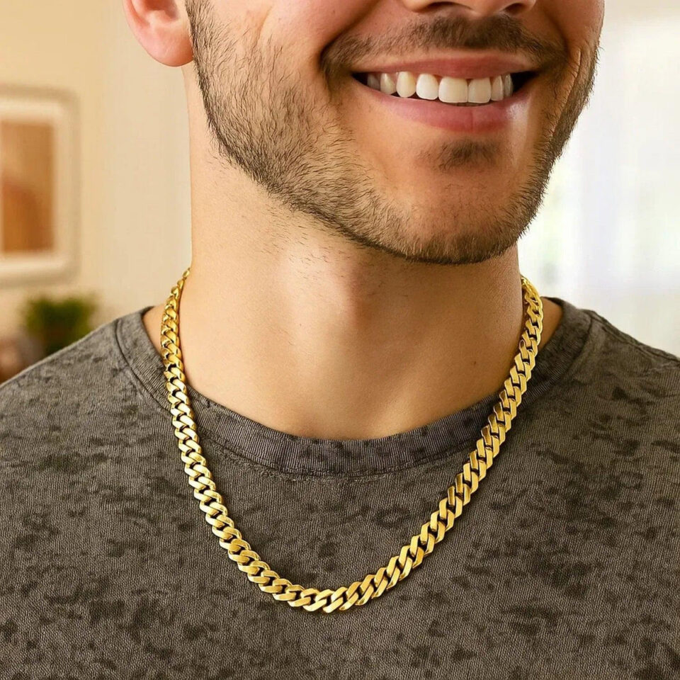 8.00mm chain in solid 14K yellow gold, view 4