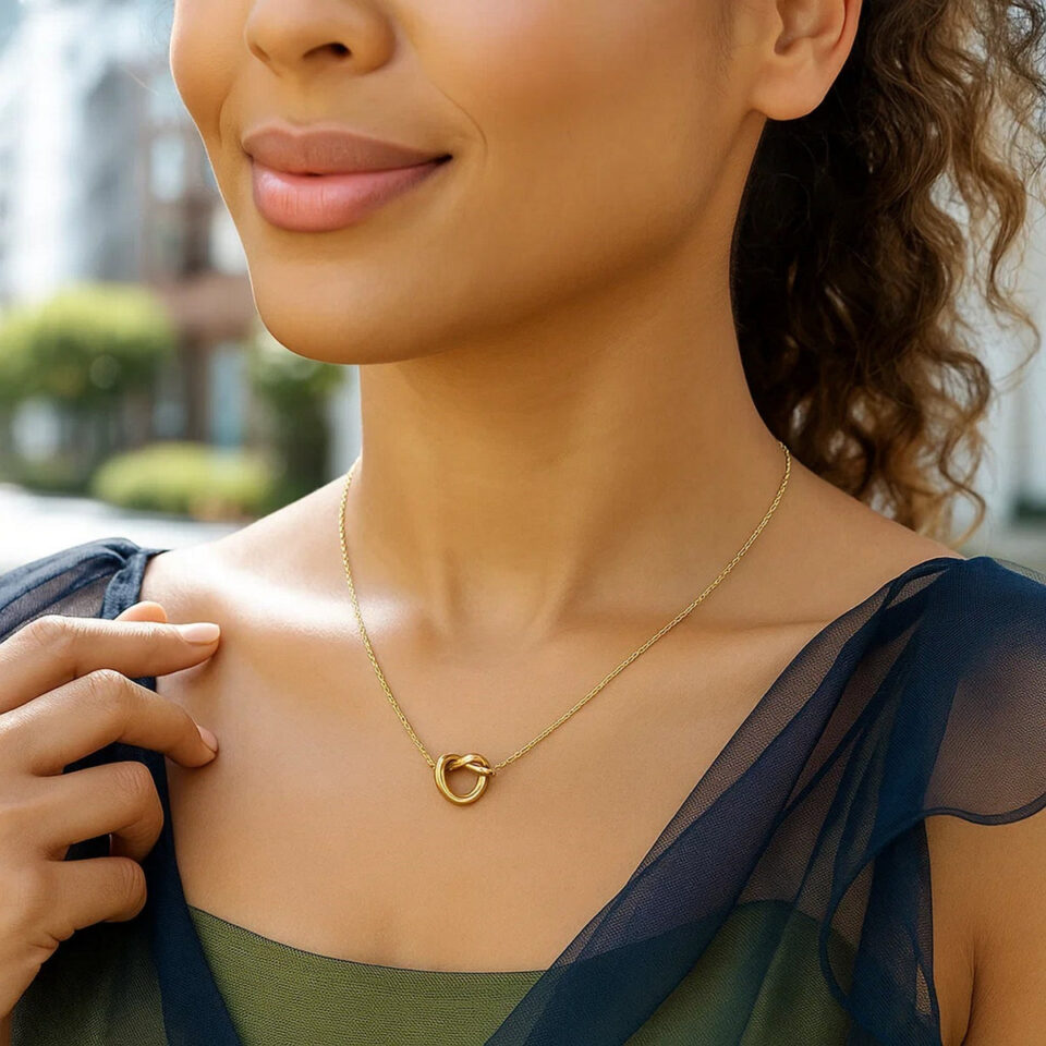 14K Yellow Gold Necklace 2.4g