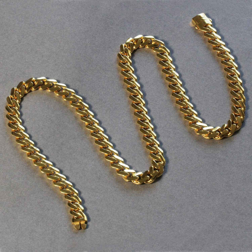 Polished curb necklace in solid 14K yellow gold, view 4