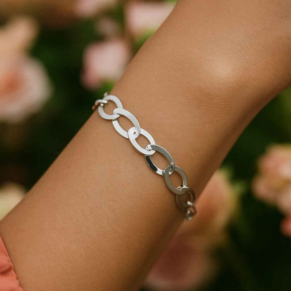 Sterling Silver, Rhodium Plated Oval 8.70mm